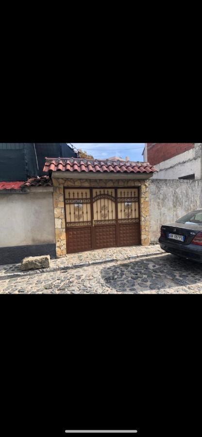 Tradicional Bazaar Home Корча Экстерьер фото